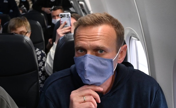 Возвращение Навального. ОМОН зачистил Внуково, а самолет посадили в Шереметьево (ФОТО, ВИДЕО)