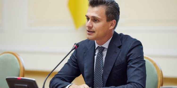 Кабмин уже решил. Известный телеведущий станет Черкасским губернатором