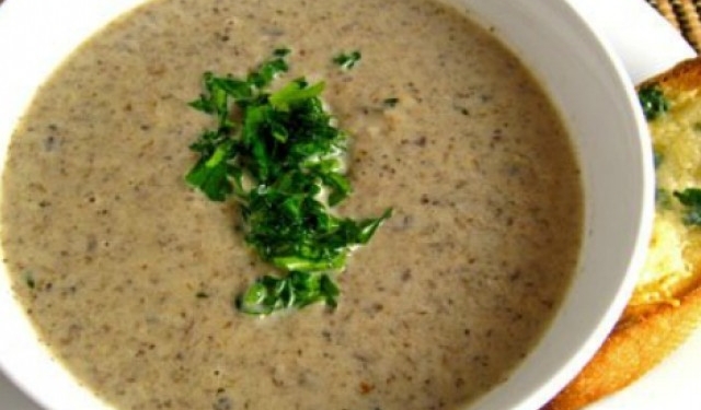 Есть или не есть. Диетологи назвали самые полезные и самые вредные супы