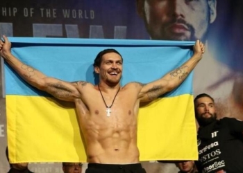 Стало известно, сколько Джошуа и Фьюри выплатят Усику за отказ от боя