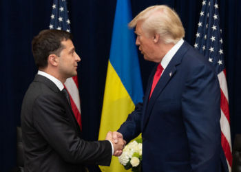 Зеленский говорит, что “немного зол” на Трампа (ВИДЕО)