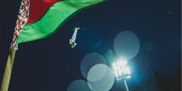 На этапе Кубка мира в Беларуси николаевский фристайлист Александр Абраменко стал 10-м