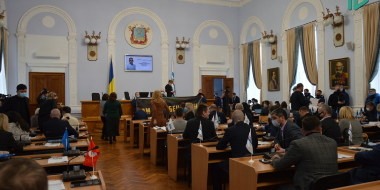 Депутаты Николаевского горсовета так и не утвердили повестку дня – объявлен перерыв