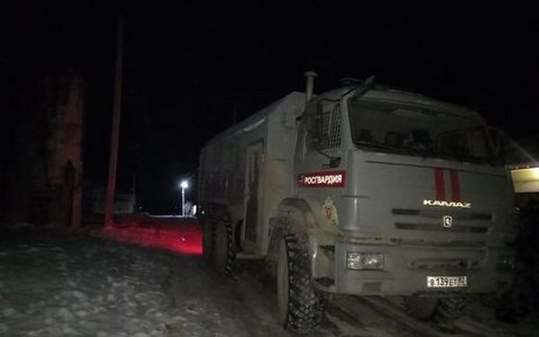 В Крыму ночью ФСБ начало обыски у крымских татар