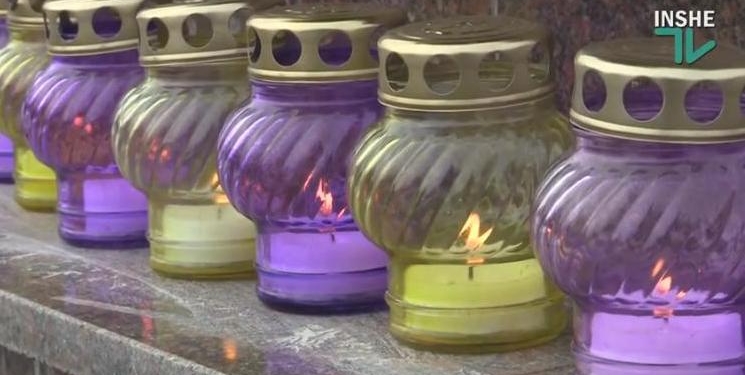 В Николаеве чтят память Героев Небесной Сотни (ВИДЕО)