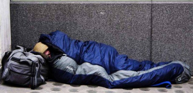 Бездомный украинец, живущий на улицах итальянского Турина, получит почти 10 тыс.евро компенсации 1