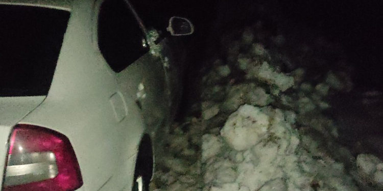 Не везло «Шкодам»: на Николаевщине спасатели дважды вытаскивали автомобили из ловушек