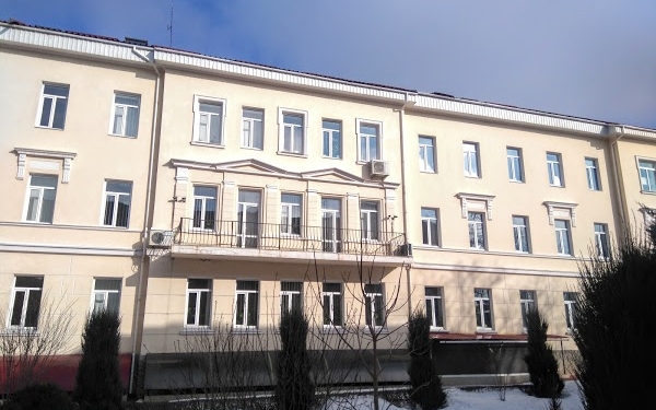 Депутаты комиссии ЖКХ Николаевского горсовета согласовали передачу корпуса филфака ЧНУ им.П.Могилы в госсобственность (ВИДЕО)