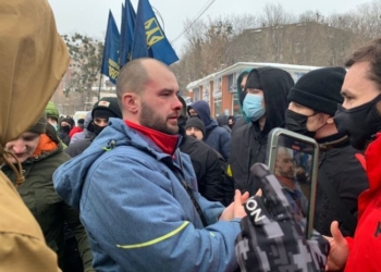 Нацкорпус нашел и заблокировал базу ОПЗЖ с титушками в Киеве (ФОТО, ВИДЕО)