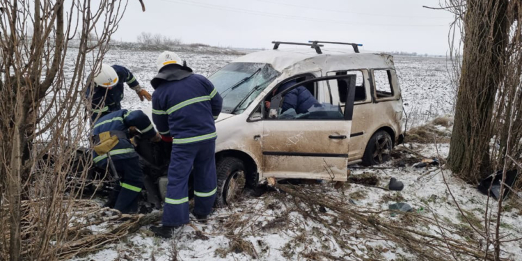 Внимание! На Николаевщине на дорогах гололед – и многочисленные ДТП (ФОТО)