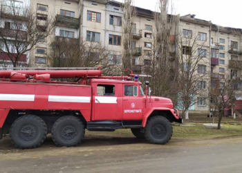 На Николаевщине утром загорелась квартира в 5-этажке – там никого не было (ФОТО)