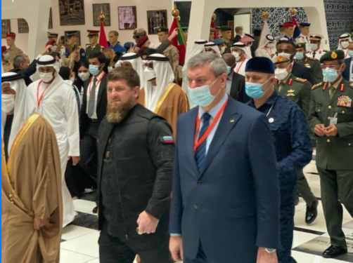 Шмыгаль потребовал от Уруского срочных объяснений за фото с Кадыровым на выставке в ОАЭ. Уруский ответил