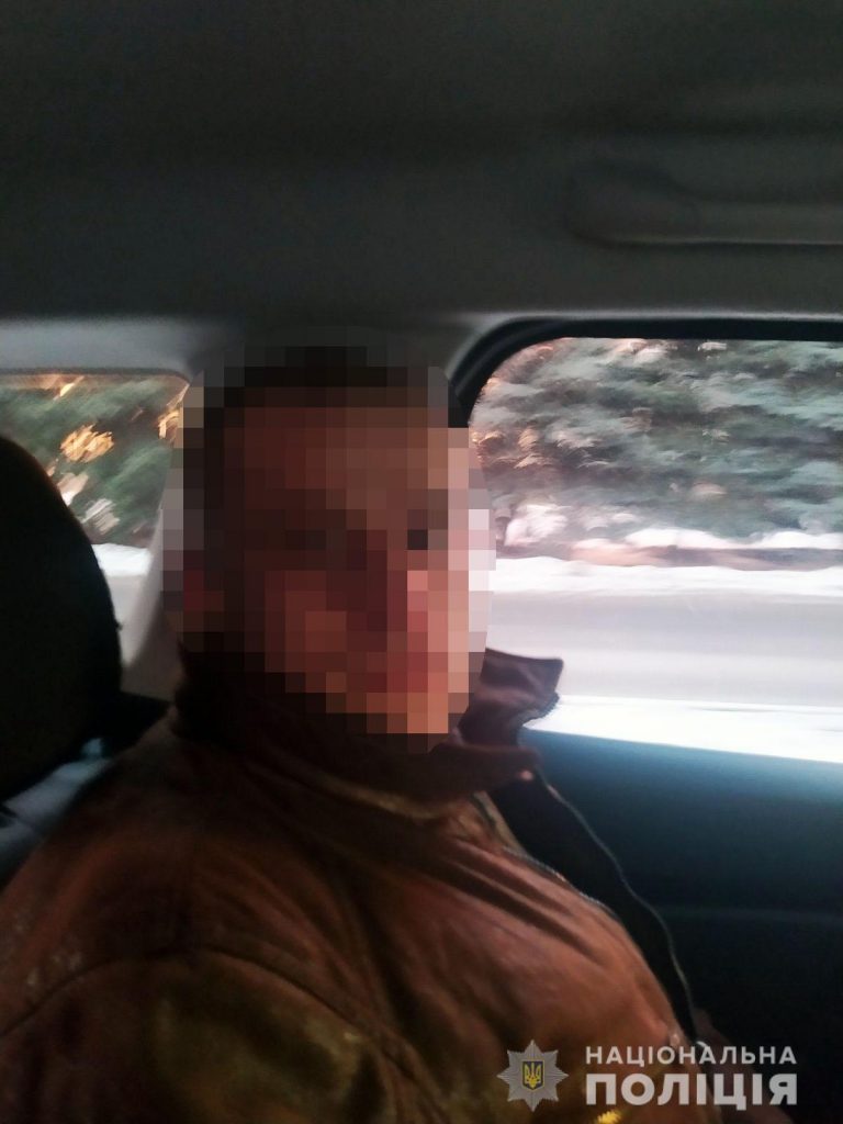 В Южноукраинске ограбили женщину - забрали телефон. Грабитель сказал, что она ему должна (ФОТО) 3