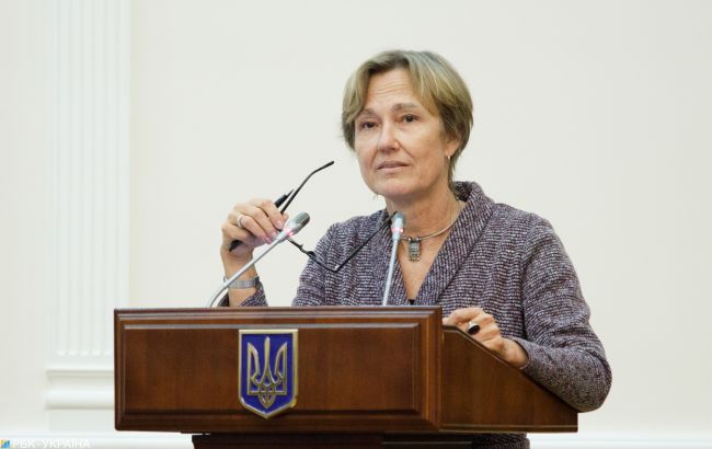 Безвизовых поездок для украинцев не будет еще несколько месяцев, - посол Германии 1