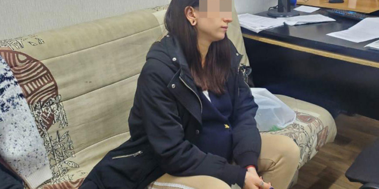 Беременность на позднем сроке ей не мешала: в Николаеве задержали женщину и мужчину, которые распространяли наркотики с помощью закладок (ФОТО, ВИДЕО)