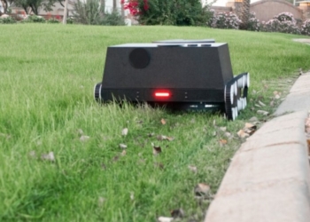 Мэру на заметку: в США создали робота с искусственным интеллектом, который умеет убирать снег