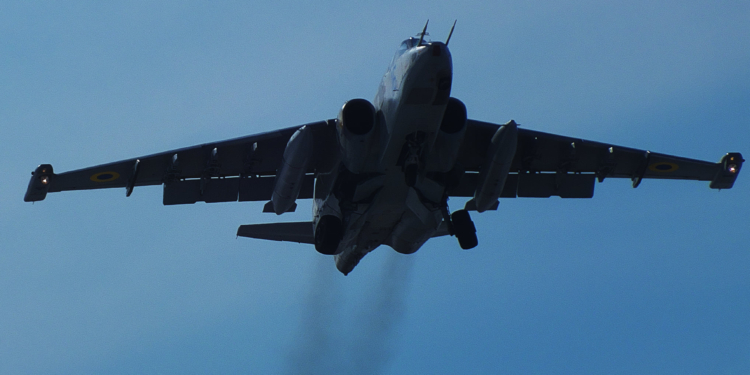 Летали днем и ночью: в николаевской бригаде тактической авиации – очередная летная смена (ФОТО)