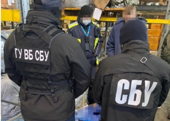 В Борисполе задержали 10 тонн контрабандных сигарет, канал работает давно (ФОТО, ВИДЕО)