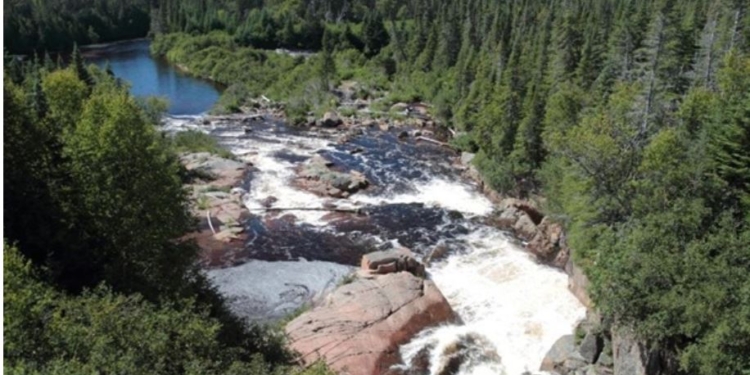 В Канаде река получила статус юрлица – это ее может защитить от строительства дамбы