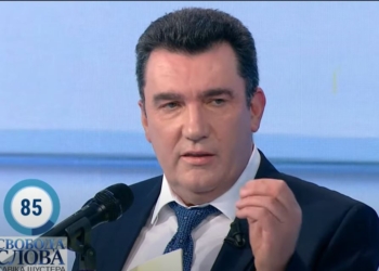 “Есть предложение ограничить продолжительность полномочий народных депутатов двумя сроками”, – Данилов