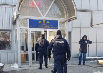 Полиция ищет в Департаменте ЖКХ следы  пропавших двух миллионов бюджетных гривен (ФОТО, ВИДЕО)