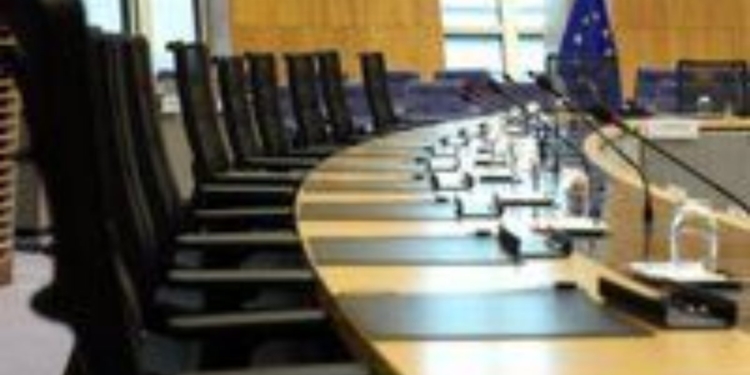 Беззаконие, коррупция и избирательный кодекс. Европарламент утвердил резолюцию по Украине