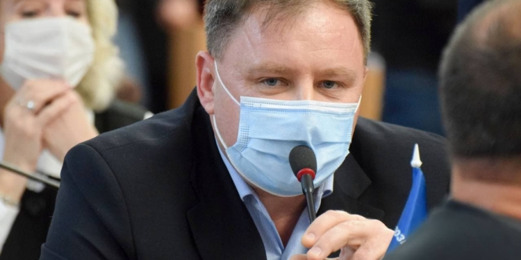 Владислав Чайка: “Воспользуюсь своим правом привлечь нерадивых чиновников к ответу”