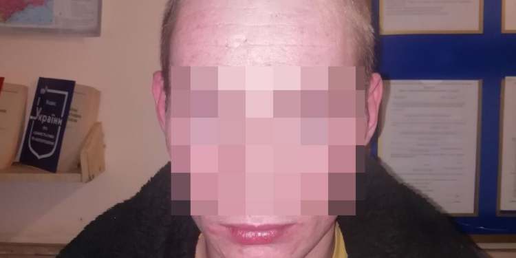 Соседские войны. На Николаевщине в конфликт с многодетной семьей втянули полицию (ФОТО)