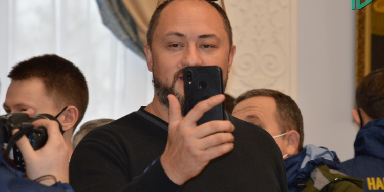 Николаевский горсовет осудил поступок депутата Невенчанного с публикацией фото Путина (ФОТО, ВИДЕО)