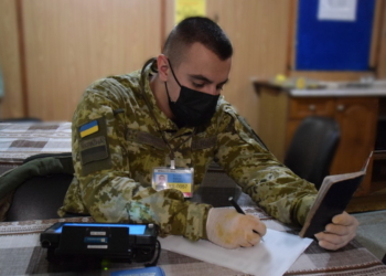 В Николаеве пограничники не пропустили на берег шестерых египтян