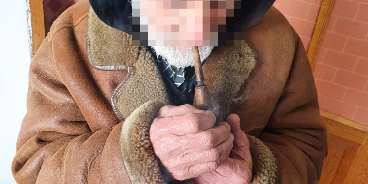 «Все для себя»: на Николаевщине пенсионер хранил конопли на 0,5 млн.грн. (ФОТО, ВИДЕО)