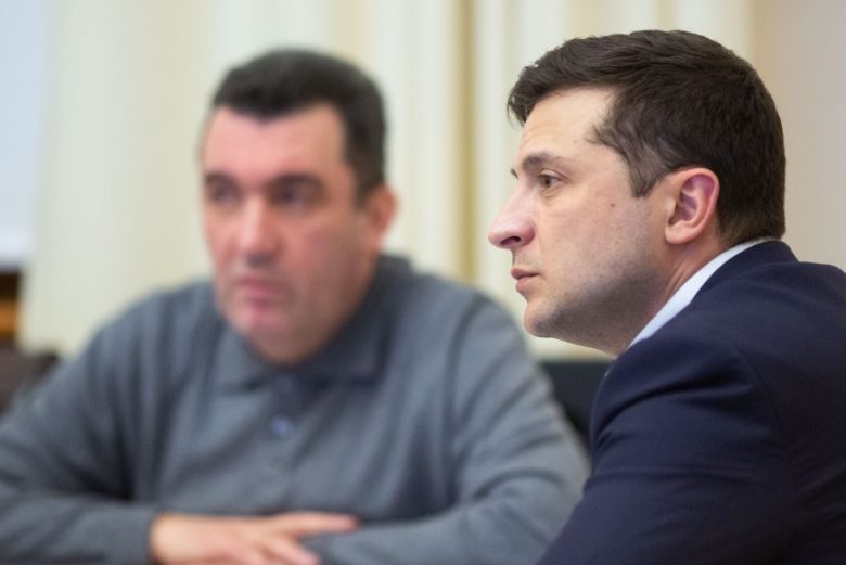 Зеленский и Данилов обсудили дальнейшие шаги после медведчуковских санкций. Штат СНБО увеличат 1