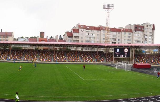 Присвоение имени Шухевича стадиону в Тернополе – посол Польши в Украине отменил визит в регион