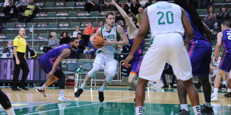 10-е поражение: МБК «Николаев» проиграл «Химику» (ВИДЕО)