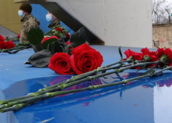 В Николаеве отмечают День украинского добровольца (ФОТО, ВИДЕО)