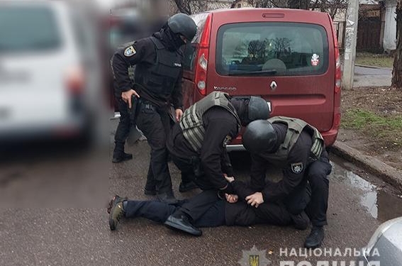 В Николаеве задержали таксиста, который подозревается в убийстве женщины на съемной квартире (ФОТО, ВИДЕО)