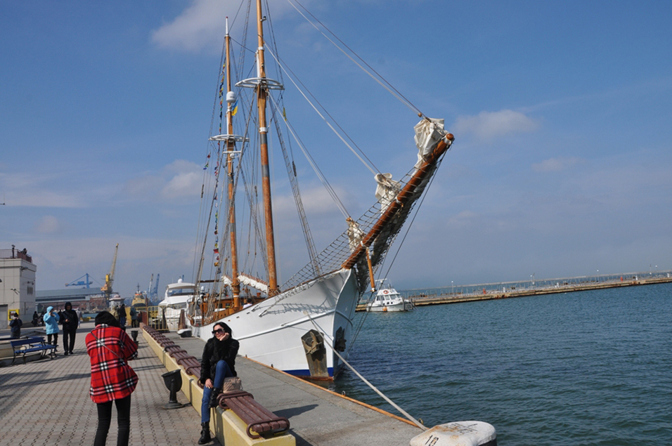 В Одессу прибыла уникальная 105-летняя яхта. Возможно, мы увидим ее и в Николаеве (ФОТО) 5