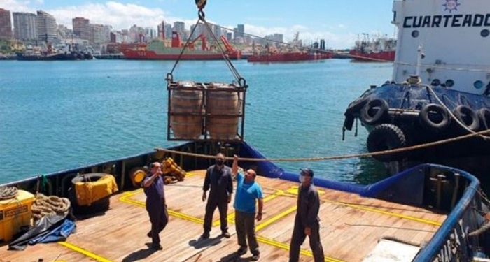 В Аргентине украли 600 литров эксклюзивного пива, дозревавшего на затонувшем судне на глубине 20 метров