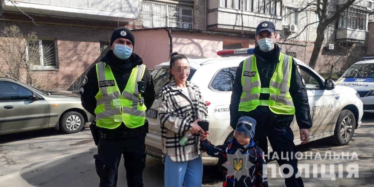 В Николаеве потерялся 3-летний мальчик, к его поиску привлекли полицию (ФОТО)