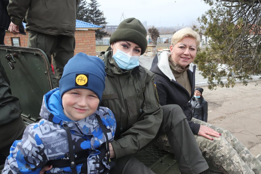 В Николаевском полку Нацгвардии для детей с особыми потребностями прошел День открытых дверей (ФОТО) 25