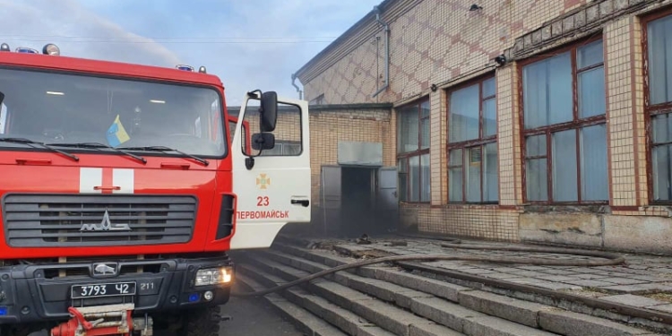 В Первомайске горела фотостудия (ФОТО)