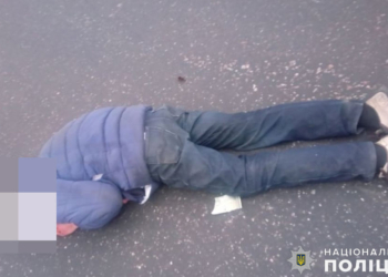 В Николаеве полиция устанавливает личность мужчины, который ранним утром бросился под фуру (ФОТО)