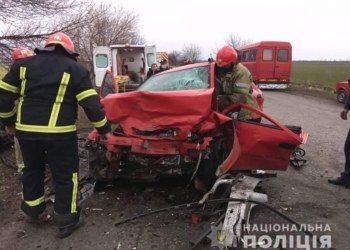 На Николаевщине – сразу два смертельных ДТП: в одном погиб пешеход, в другом – два 16-летних парня (ФОТО)