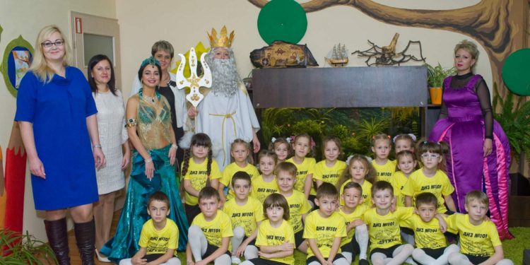 В рамках КСО-проекта «Сад мечты» НГЗ обустроил десятки игровых и спортивных площадок детских садов Николаева (ФОТО)