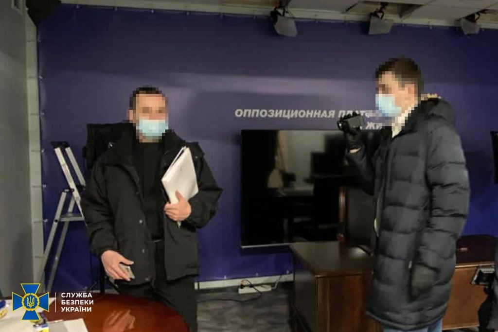 В офисе медведчуковского «Украинского выбора» СБУ проводит обыски (ФОТО) 5