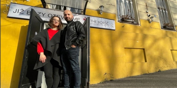 Супруги из Кропивницкого открывают “Борщарню” в Праге. Рассказали, почему (ФОТО, ВИДЕО)