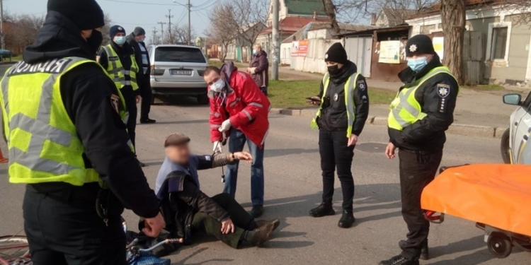 В Николаеве BMW сбил велосипедиста