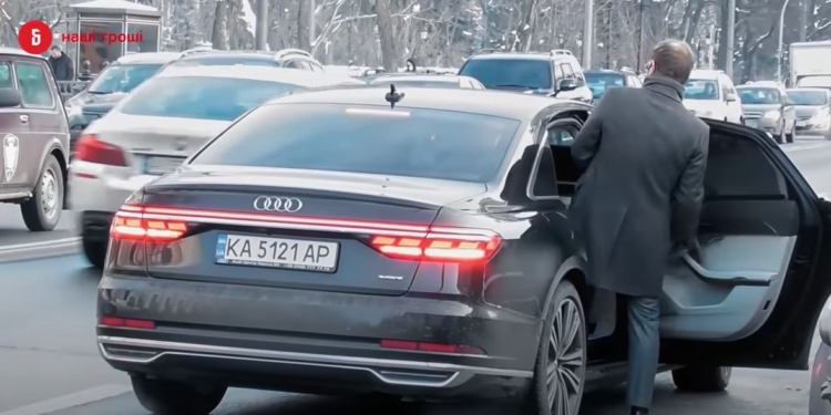 Элитные авто народных избранников. Как они обновлялись в пандемический год (ВИДЕО)