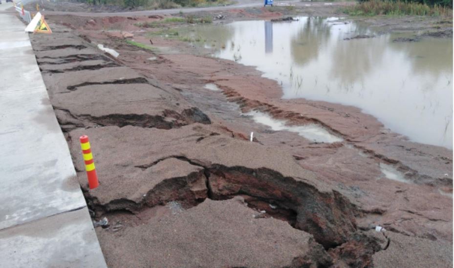 Гарантии на ремонт дорог не работают - китайская компания отсудила у Укравтодора гарантийные 10,3 млн. евро (ФОТО) 5