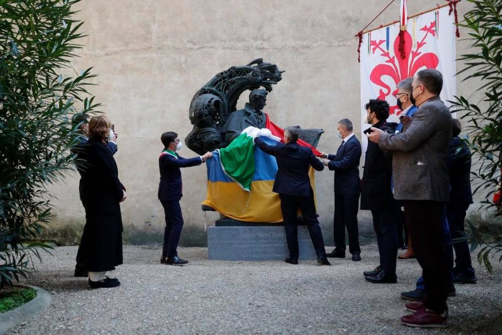 Во Флоренции открыли памятник Тарасу Шевченко, а всего памятников Кобзарю в мире - 99 (ФОТО, ВИДЕО) 4
